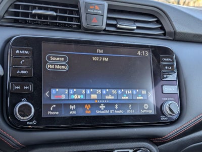 2025 Nissan Versa 1.6 SR