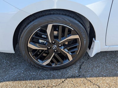 2025 Nissan Versa 1.6 SR