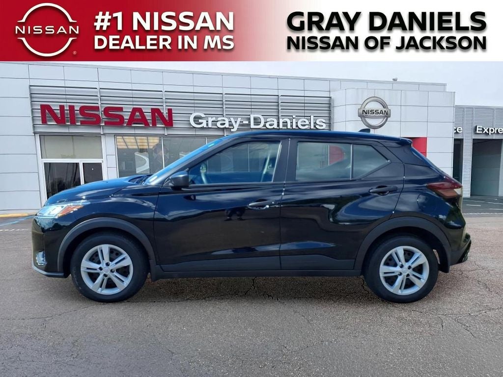 2025 Nissan Kicks Play S