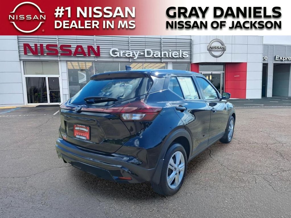 2025 Nissan Kicks Play S