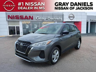 2025 Nissan Kicks Play S