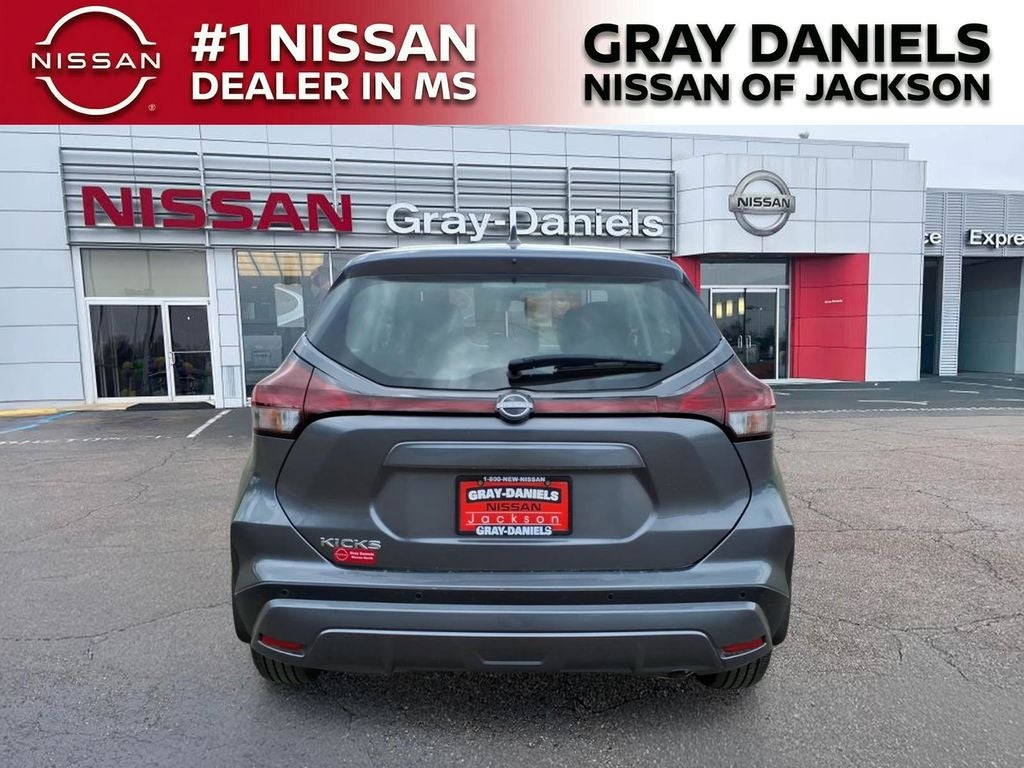 2025 Nissan Kicks Play S