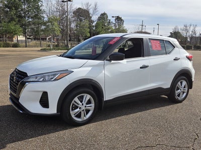 2025 Nissan Kicks Play S