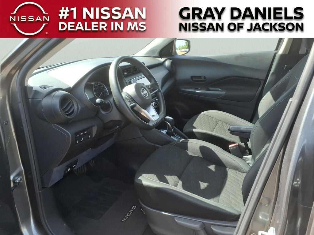2022 Nissan Kicks S