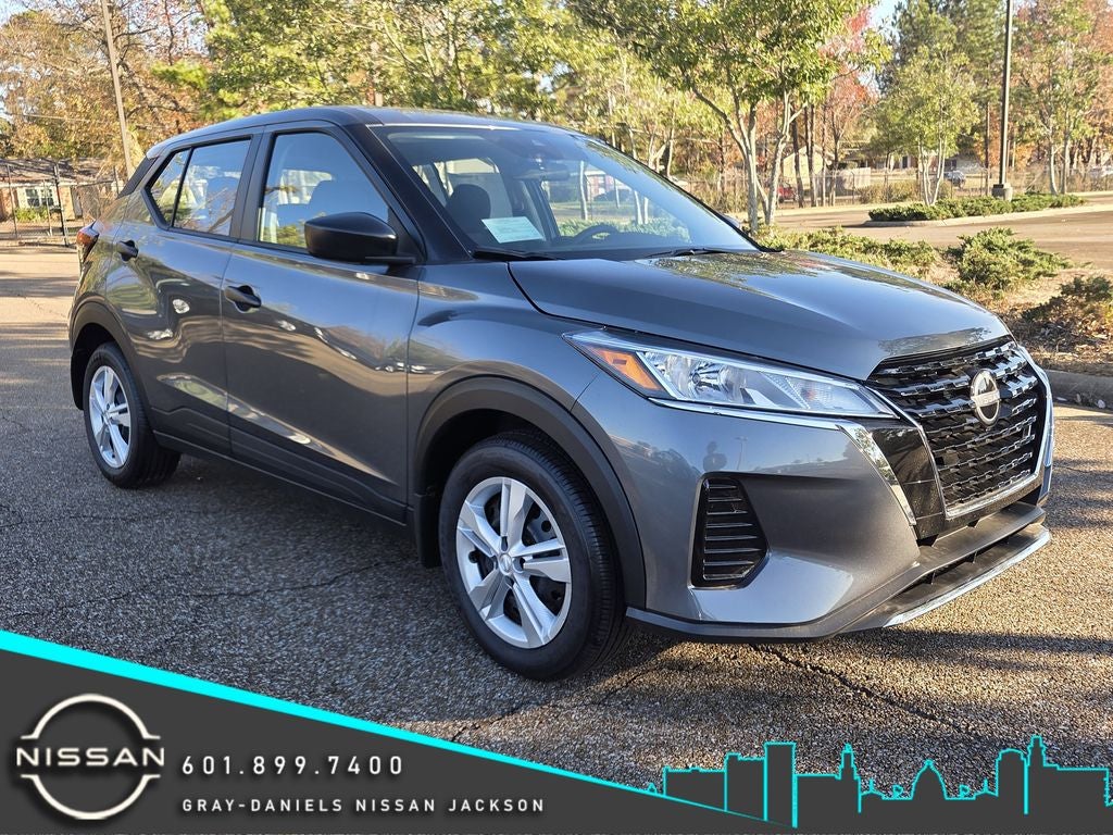 2025 Nissan Kicks Play S