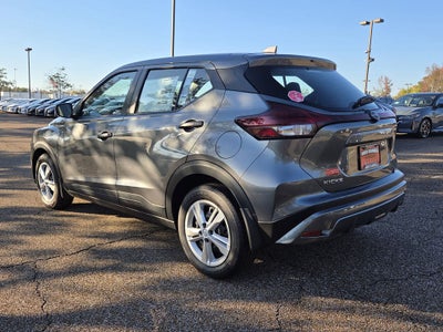 2025 Nissan Kicks Play S