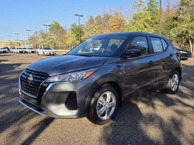 2025 Nissan Kicks Play S