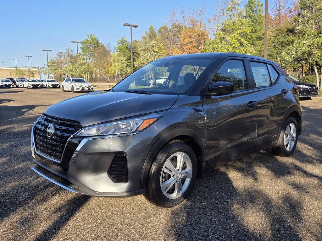 2025 Nissan Kicks Play S