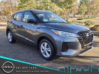 2025 Nissan Kicks Play S