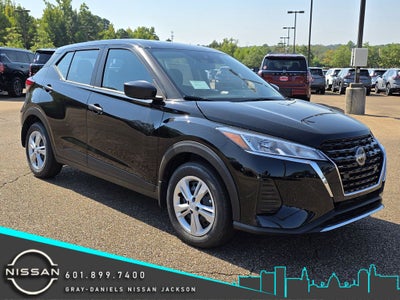 2025 Nissan Kicks Play S