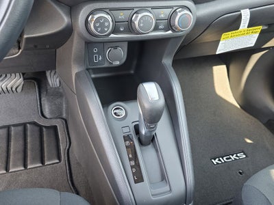 2025 Nissan Kicks Play S