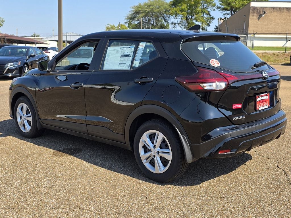2025 Nissan Kicks Play S