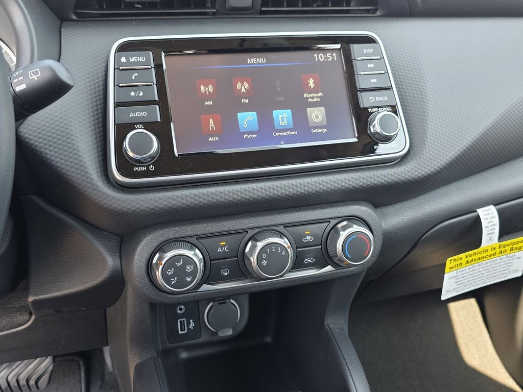 2025 Nissan Kicks Play S