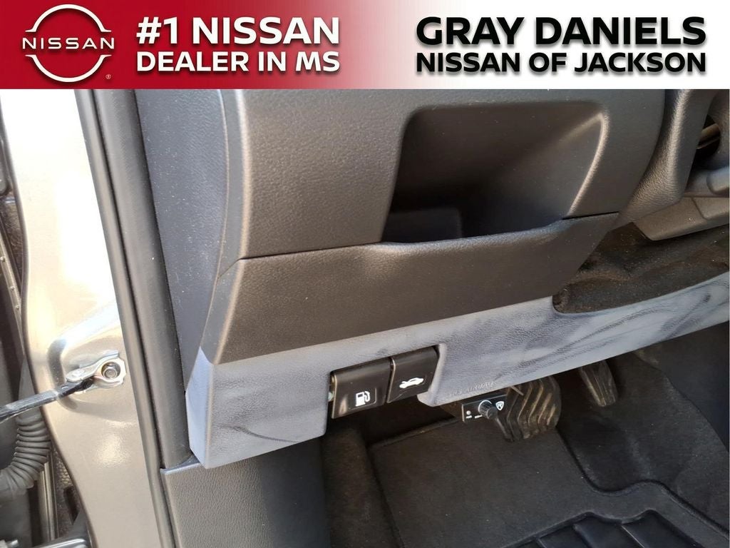 2022 Nissan Kicks SV