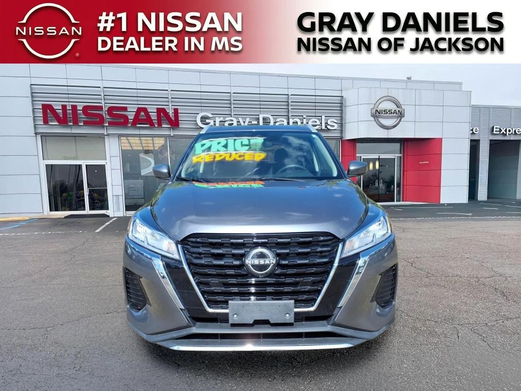 2022 Nissan Kicks SV