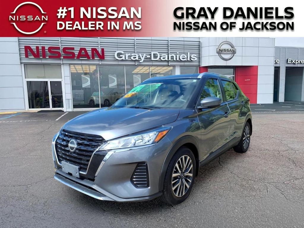 2022 Nissan Kicks SV