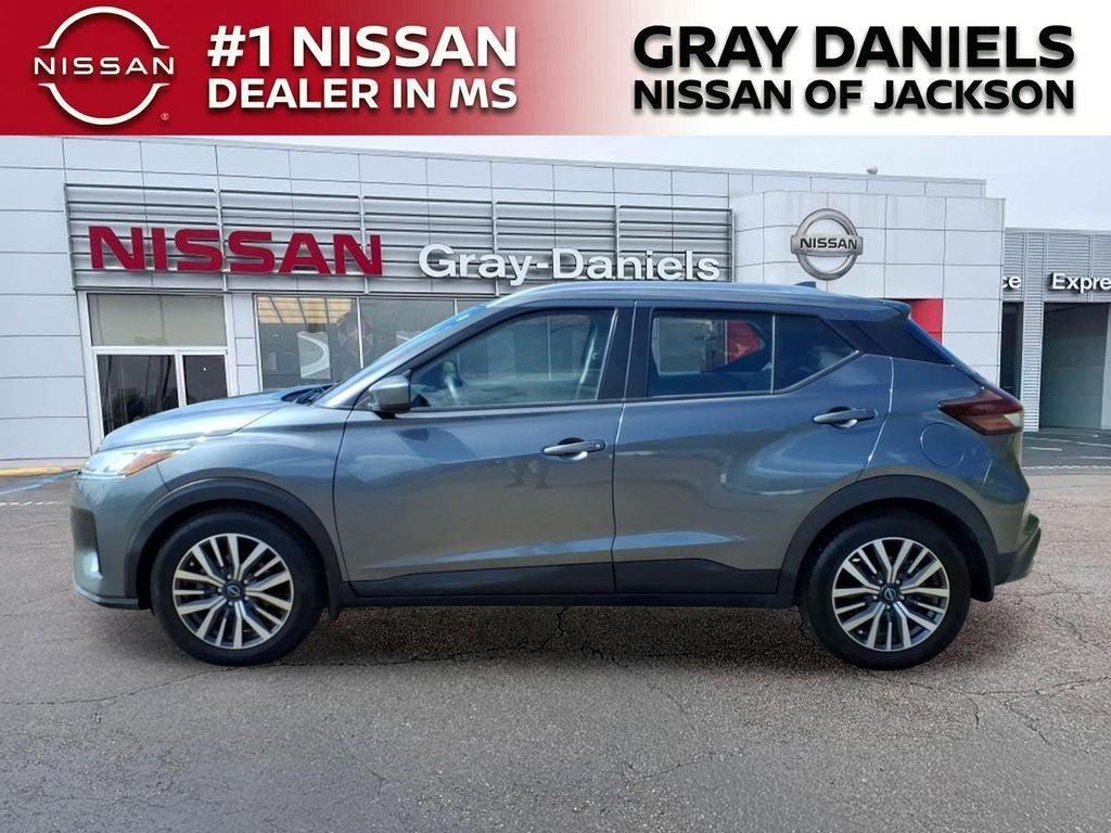 2022 Nissan Kicks SV