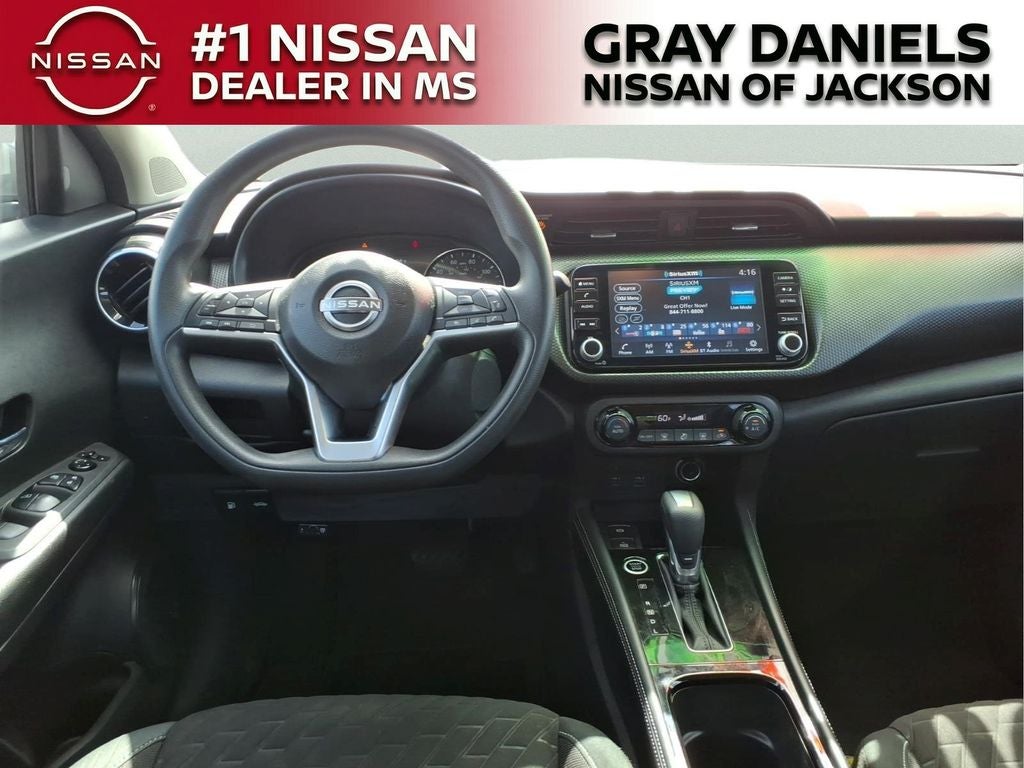 2022 Nissan Kicks SV