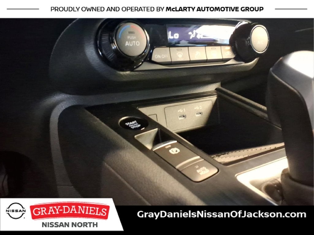 2027 Nissan Kicks SV