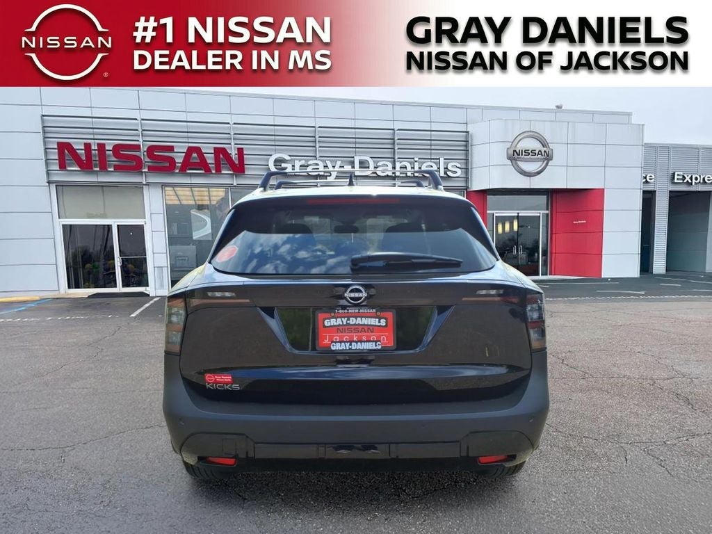 2026 Nissan Kicks SV