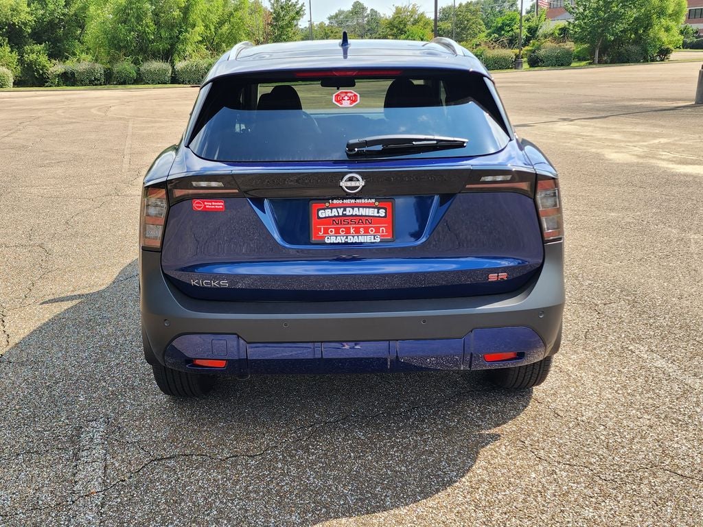 2025 Nissan Kicks SR