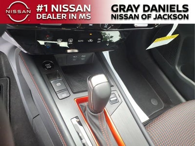 2025 Nissan Kicks SR
