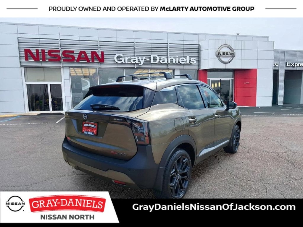 2026 Nissan Kicks SR