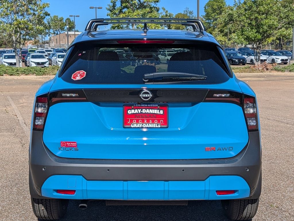 2026 Nissan Kicks SR