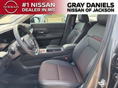 2025 Nissan Kicks SR