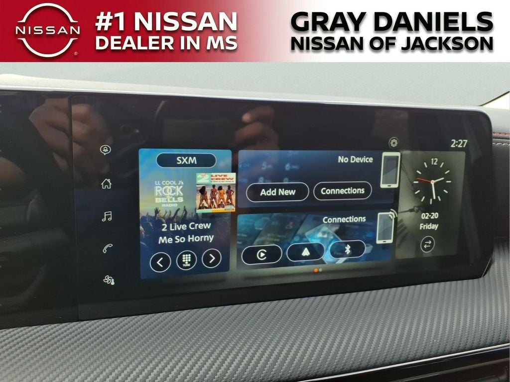 2025 Nissan Kicks SR