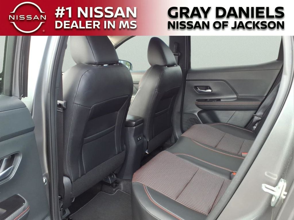 2025 Nissan Kicks SR