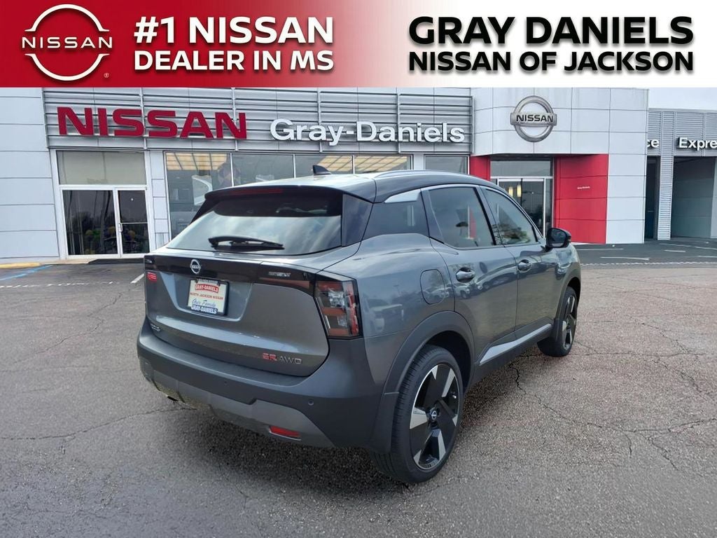 2025 Nissan Kicks SR