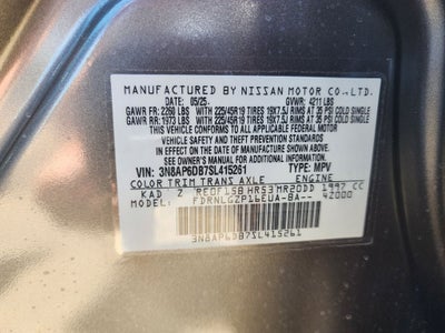 2025 Nissan Kicks SR