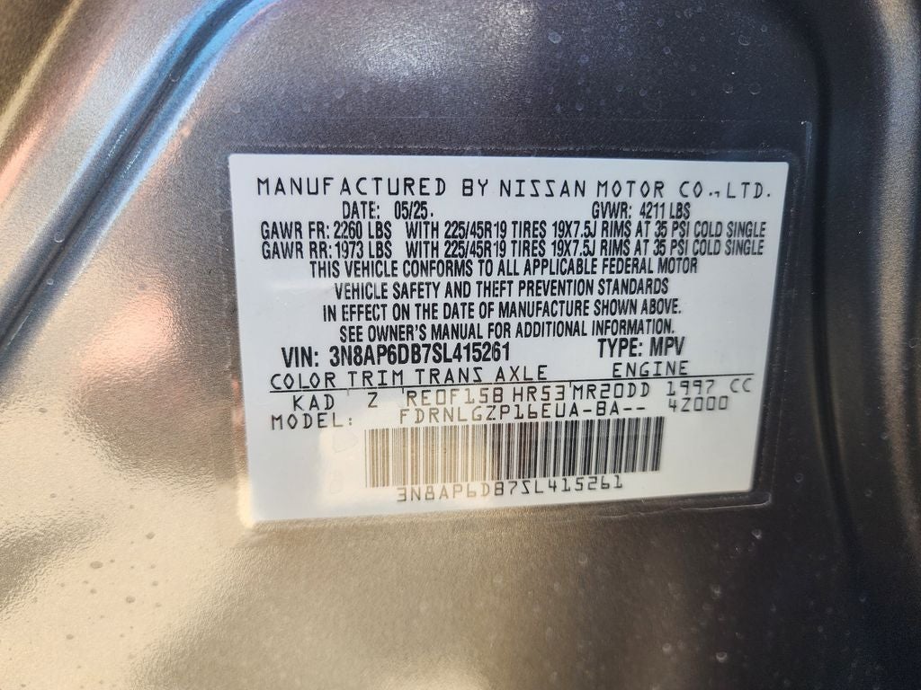 2025 Nissan Kicks SR