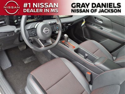2025 Nissan Kicks SR