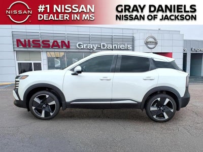 2025 Nissan Kicks SR
