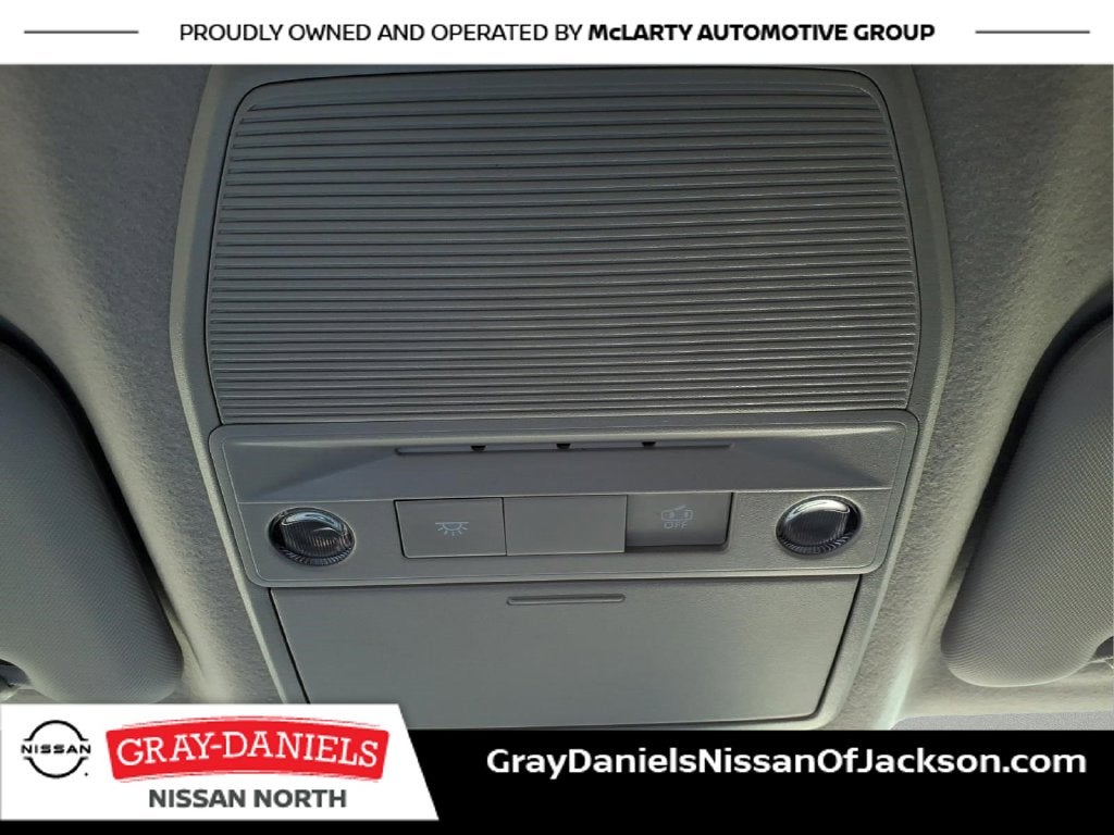 2027 Nissan Kicks SR
