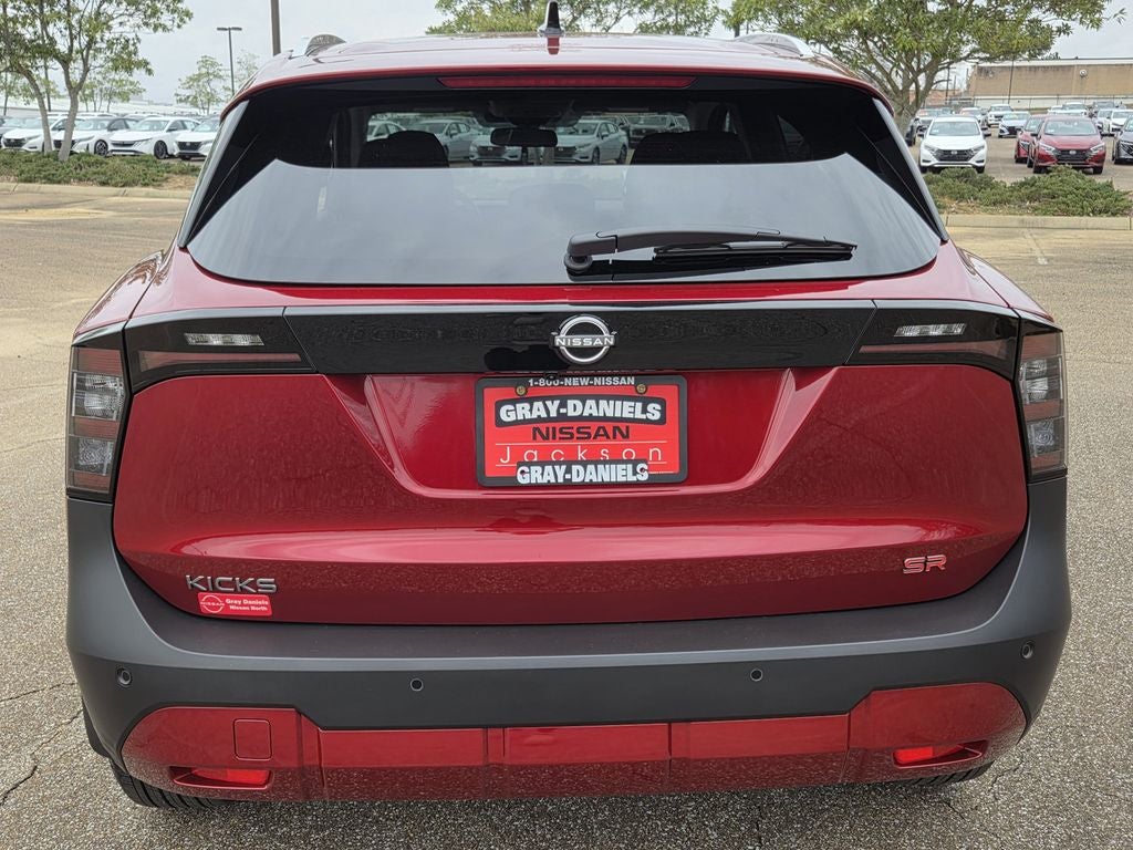 2026 Nissan Kicks SR