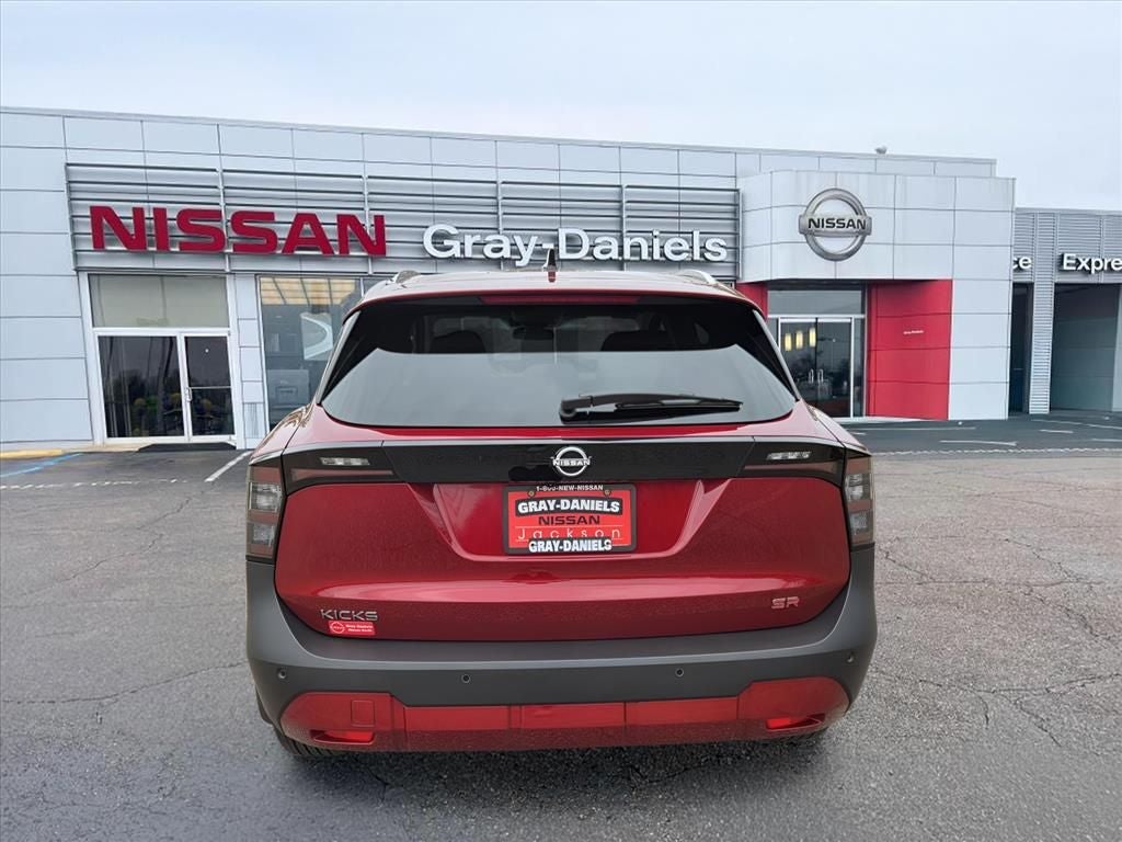 2026 Nissan Kicks SR