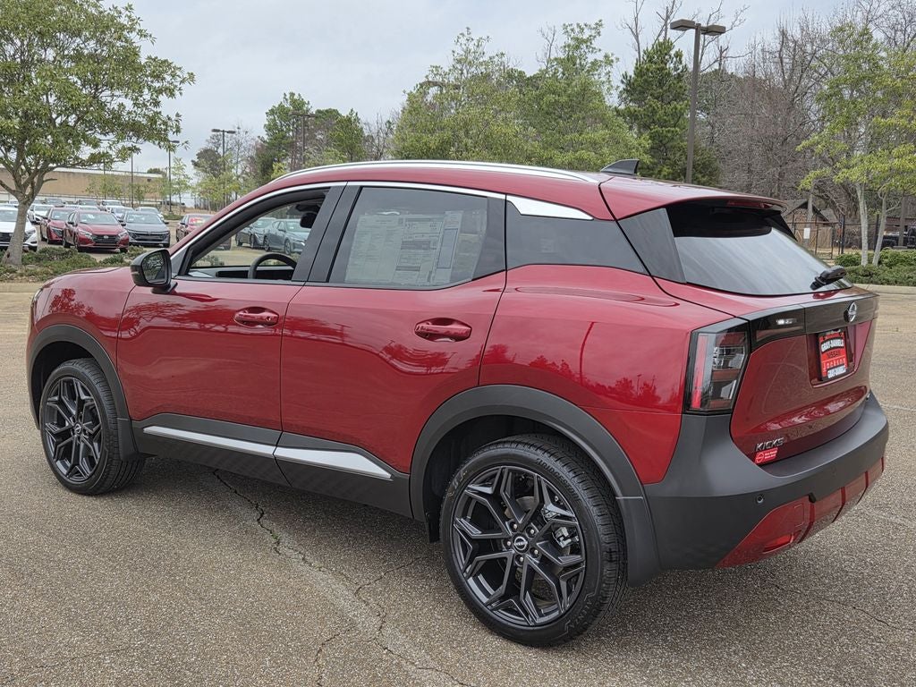 2026 Nissan Kicks SR