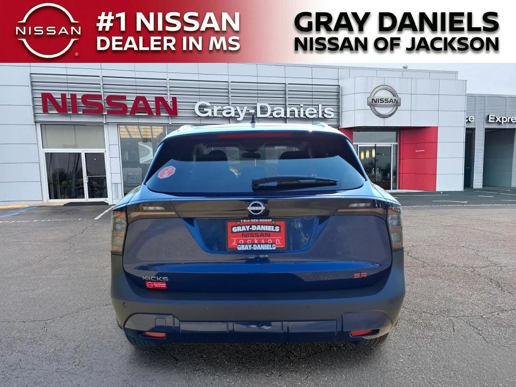 2026 Nissan Kicks SR