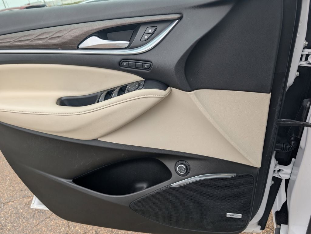 2022 Buick Enclave Avenir