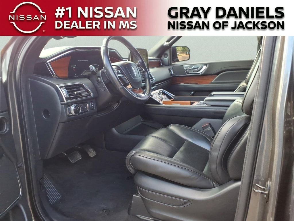 2018 Lincoln Navigator Select