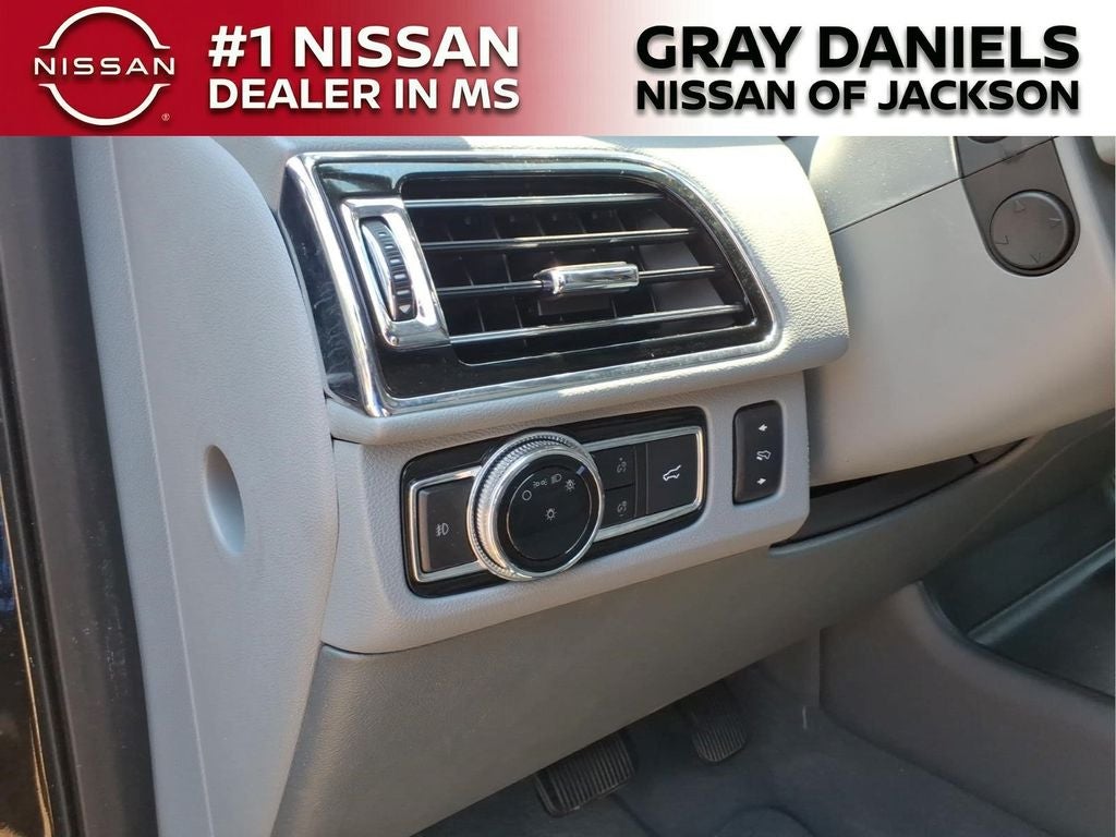 2019 Lincoln Navigator L Select