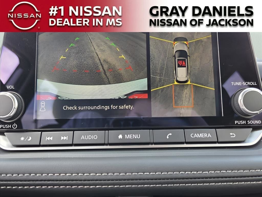 2026 Nissan Rogue Dark Armor