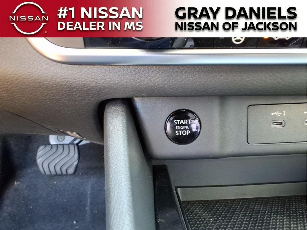 2026 Nissan Rogue Dark Armor