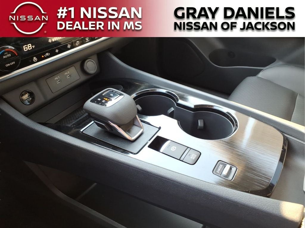 2026 Nissan Rogue Dark Armor