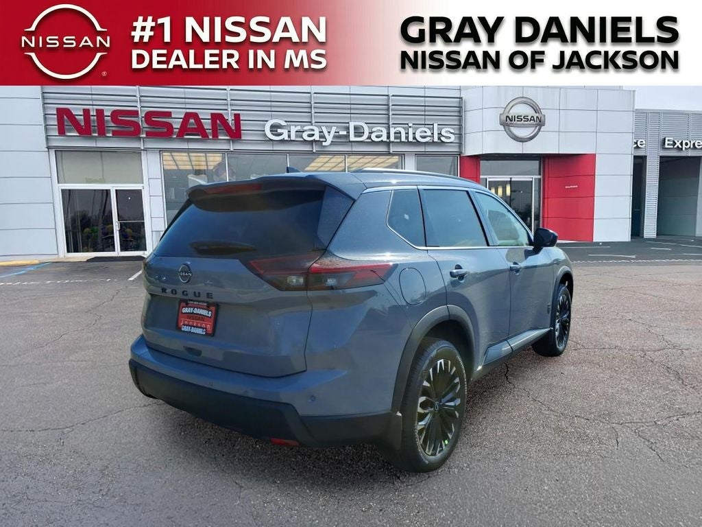 2026 Nissan Rogue Dark Armor