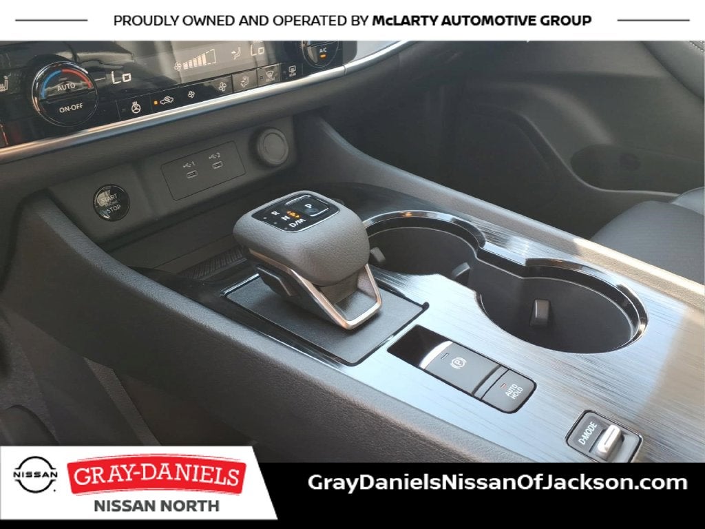 2026 Nissan Rogue Dark Armor