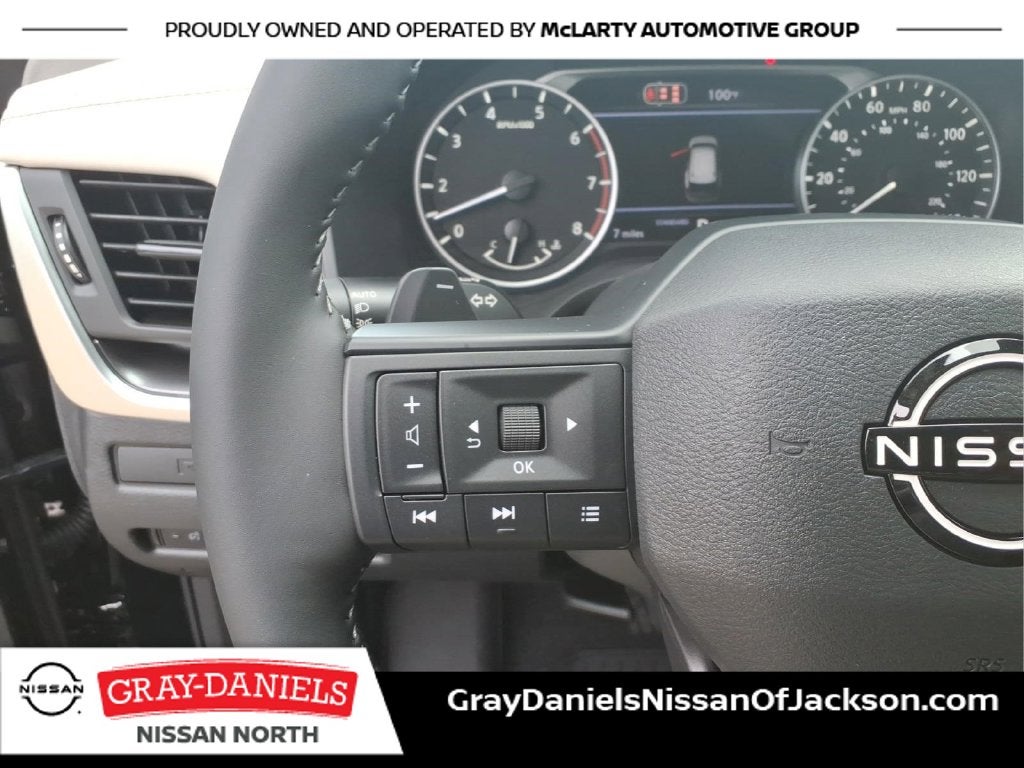 2026 Nissan Rogue Dark Armor